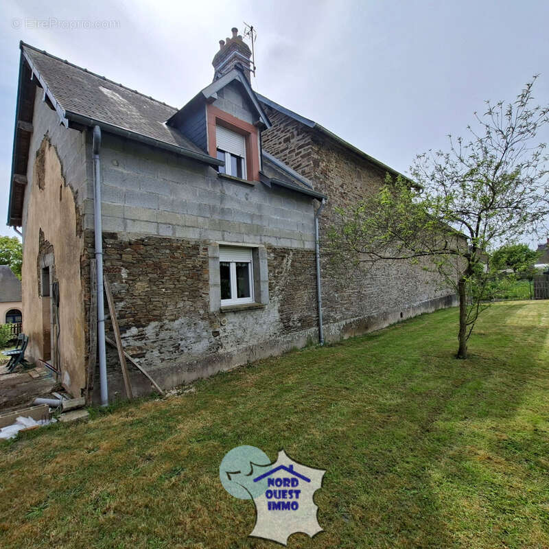 Maison en pierres de pays composee : entrée ... - photo 3