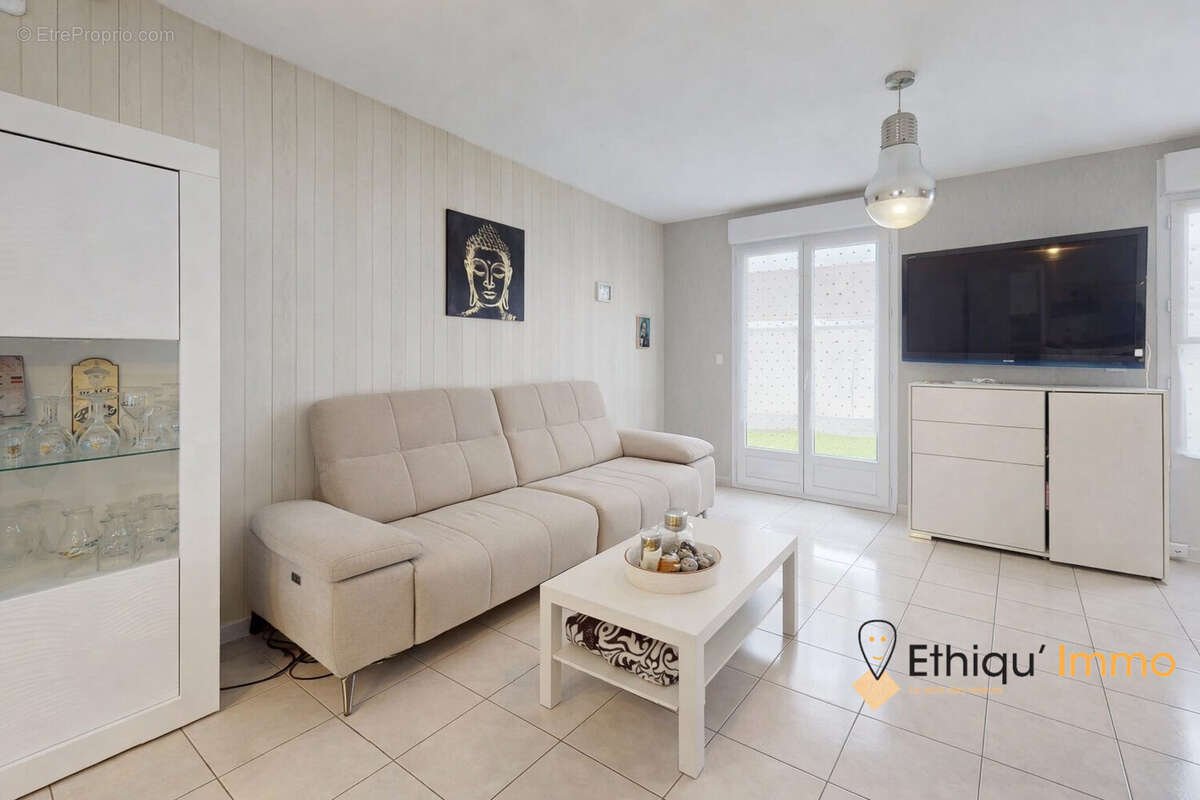 Maison à VENDEUVRE-SUR-BARSE