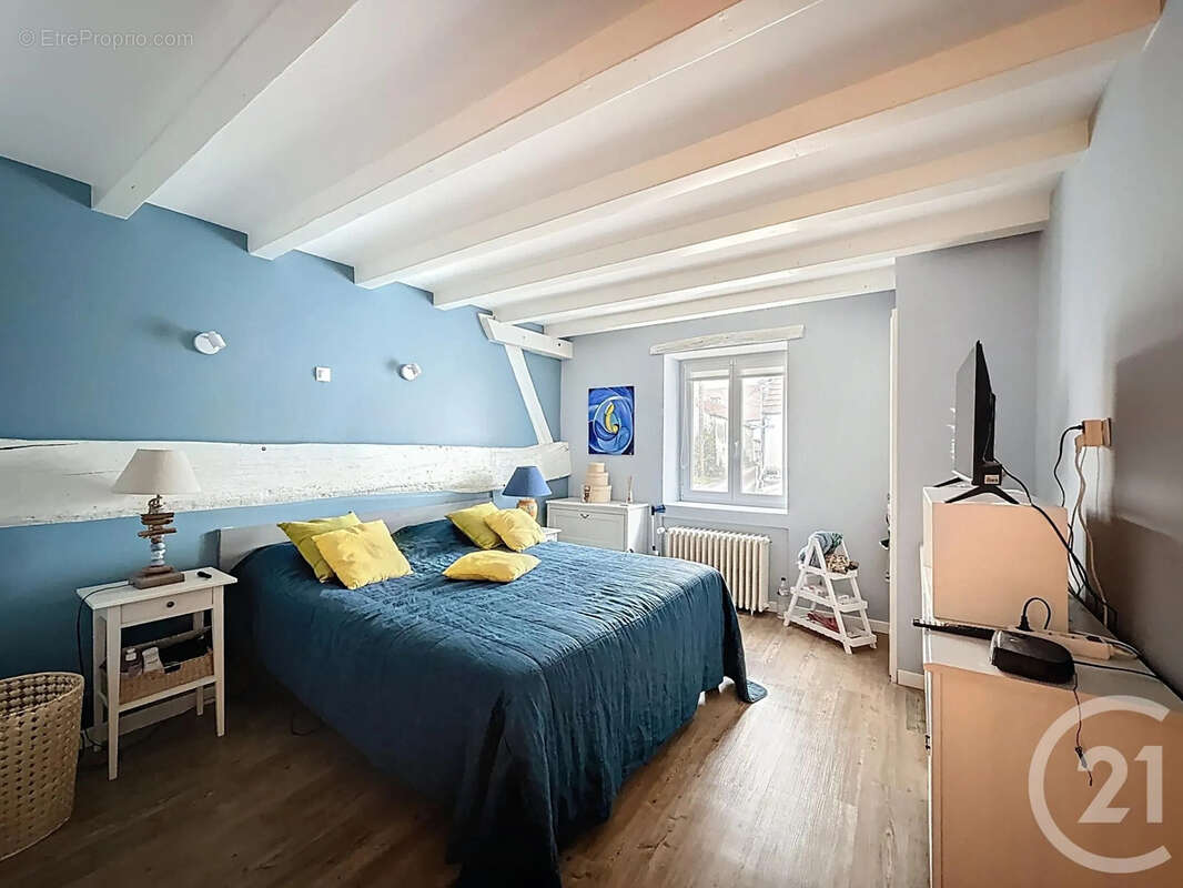 Maison à RUFFEY-LES-ECHIREY