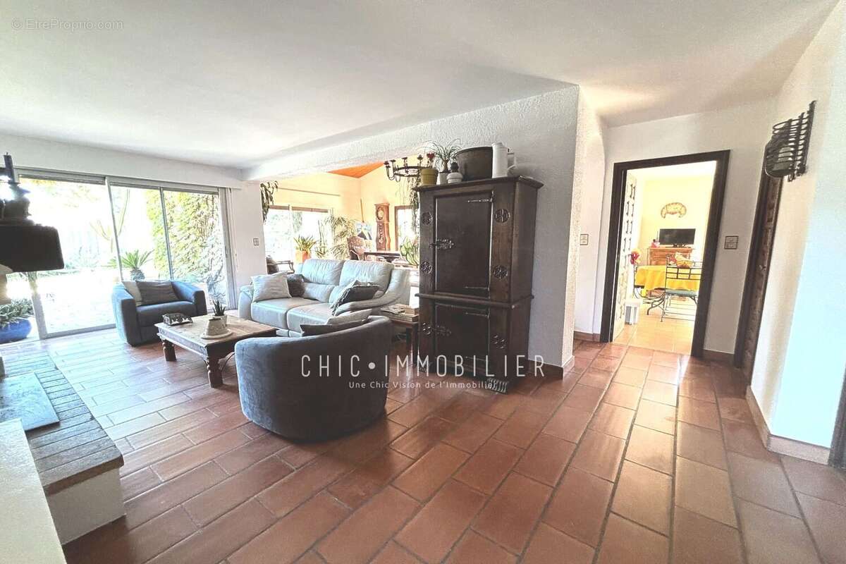 Maison à SAINT-CYPRIEN