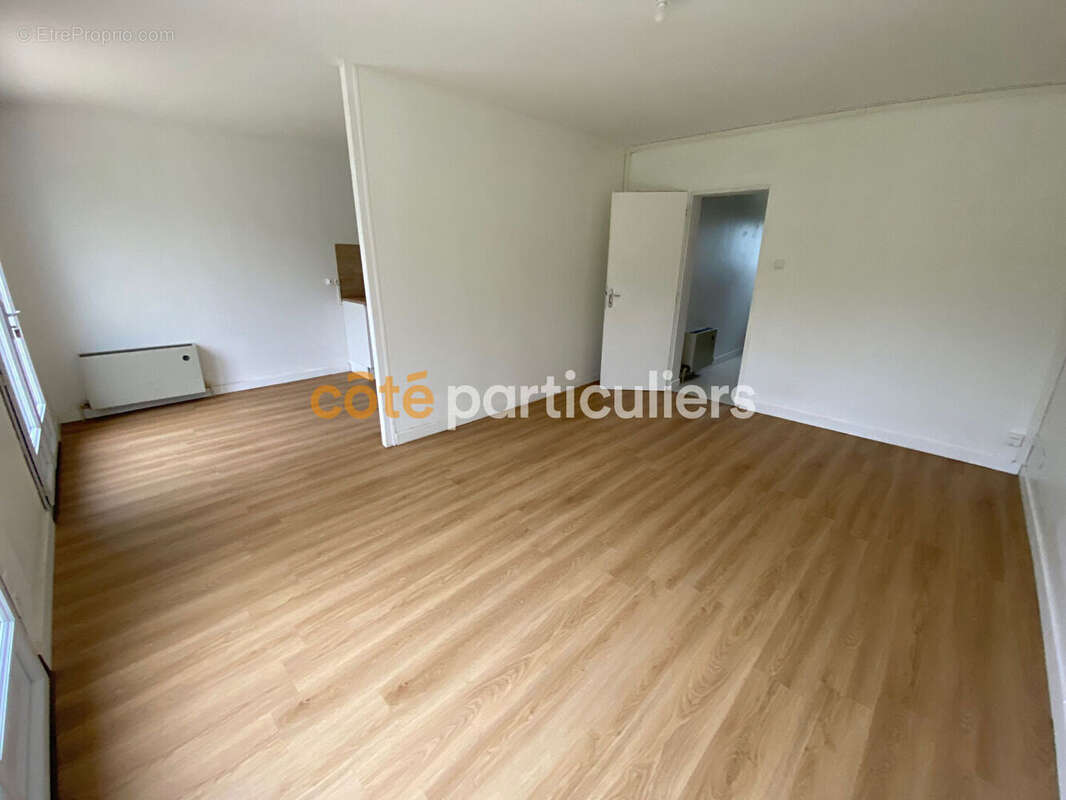 Maison à MOUILLERON-EN-PAREDS