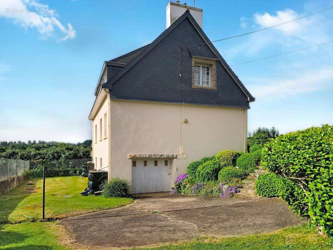 Grande maison familiale avec potentiel de deux logements – Environnement calme et verdoyant - photo 21