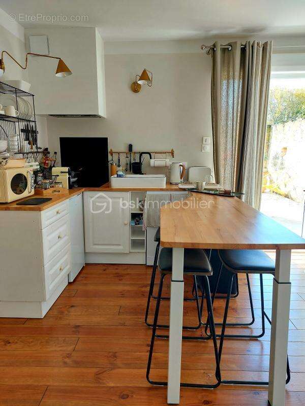 Maison à BOURDELLES