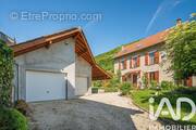 Photo 1 - Maison à SAINT-MARTIN-D'URIAGE