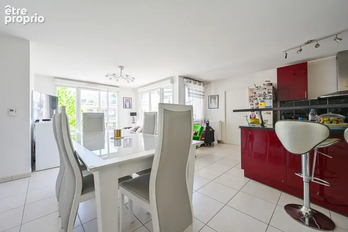 Appartement 4 pièces 84 m² à vendre à Creteil (94000) - photo 4