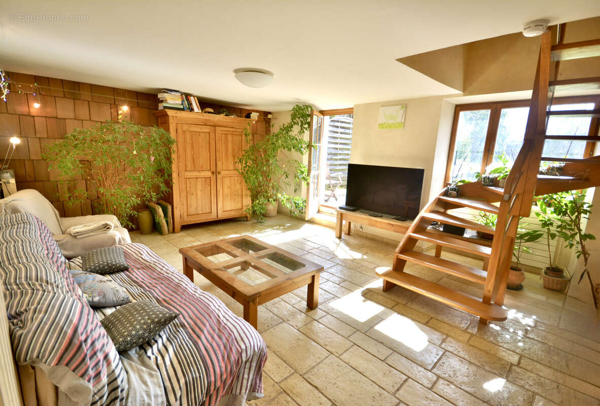 Maison à SAINT-JORIOZ