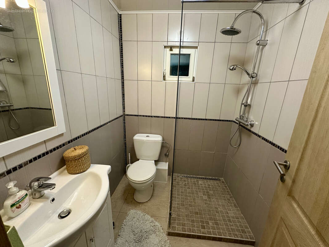 Maison à CHARENCY-VEZIN