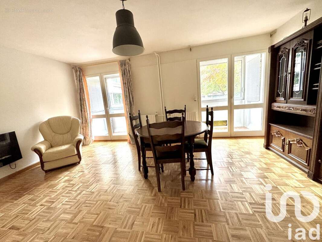 Photo 4 - Appartement à SUCY-EN-BRIE
