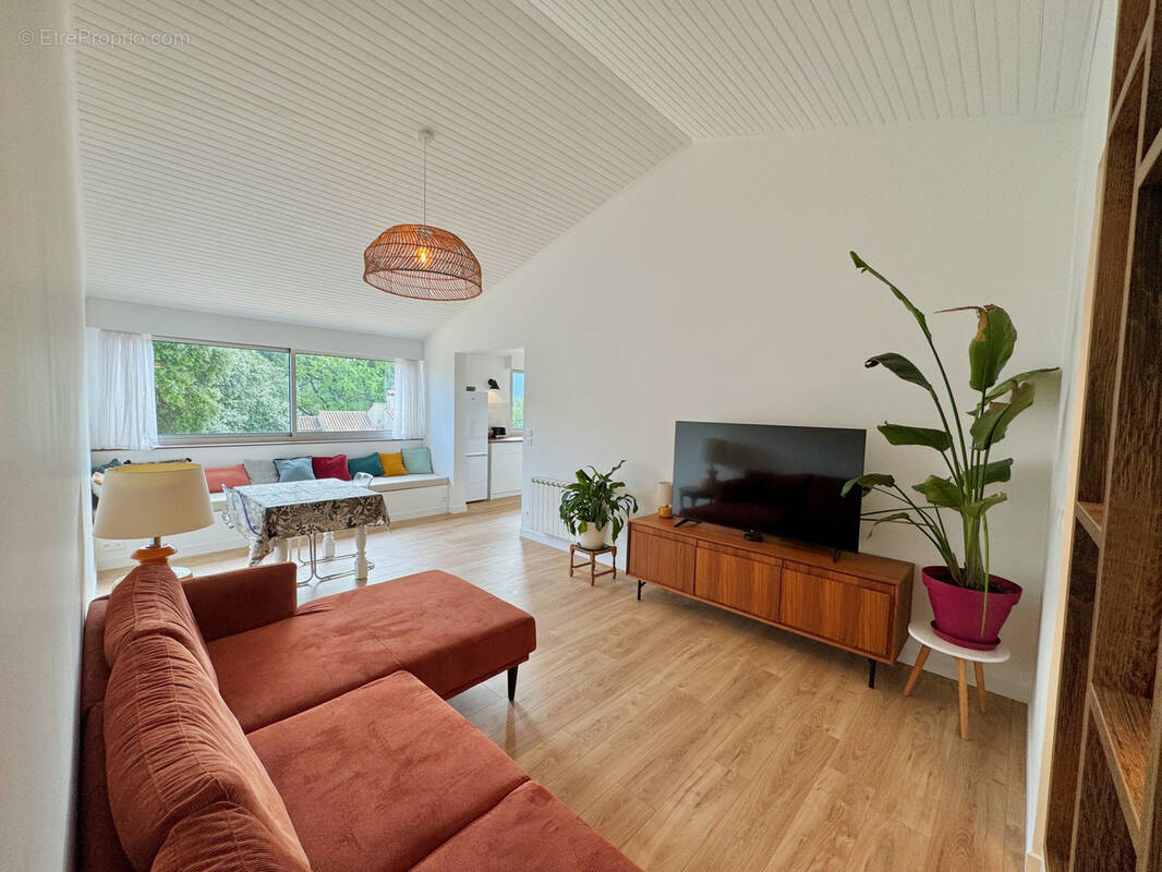 Appartement à VAISON-LA-ROMAINE