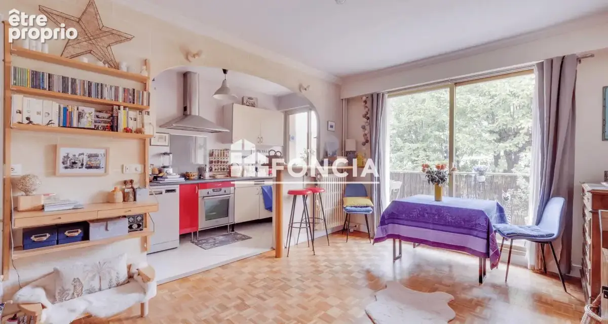 Appartement à FONTENAY-SOUS-BOIS