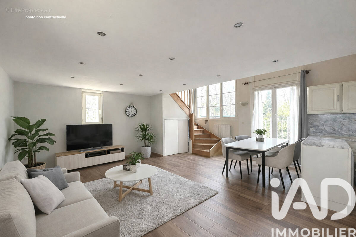Photo 1 - Appartement à CERNY