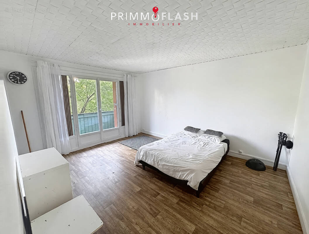Appartement à AUBERVILLIERS