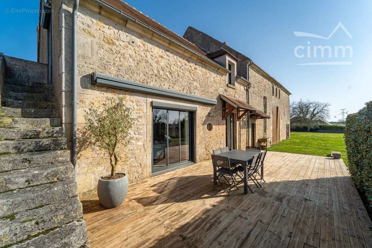 Maison à LA CHARITE-SUR-LOIRE