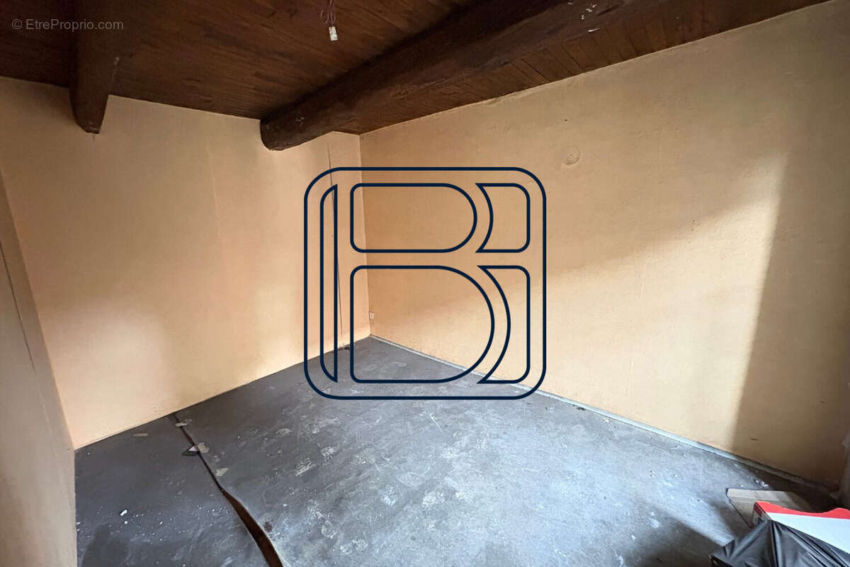 Maison 108 m² à Arlanc  - photo 4