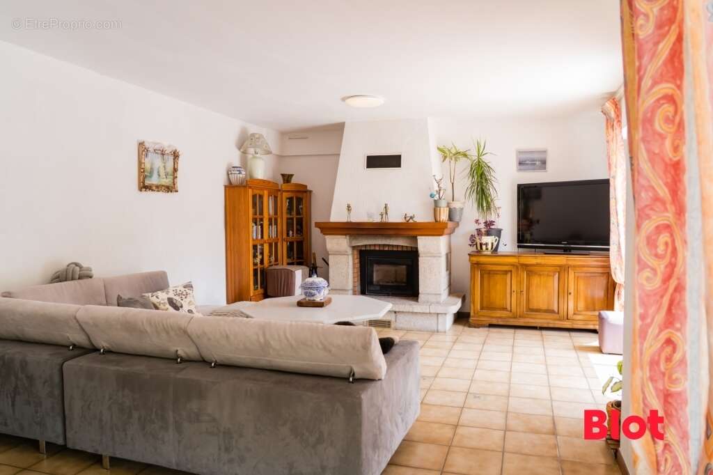 Maison 139 m² à Lanester  - photo 4