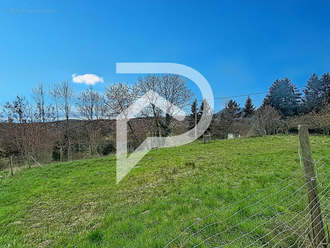 Terrain à LABAROCHE