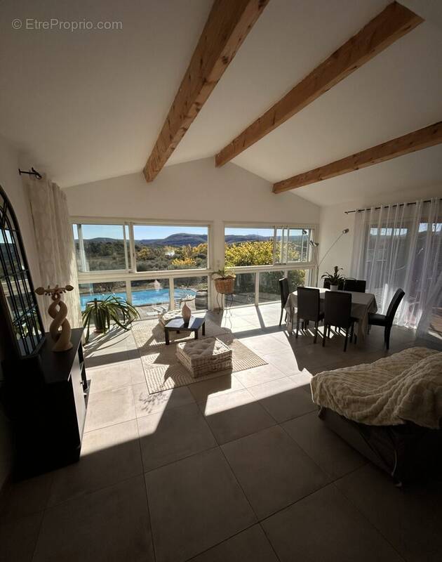 Maison à SAINT-JEAN-DE-LA-BLAQUIERE