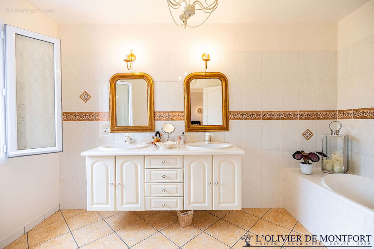 Maison à MONTFORT-L'AMAURY