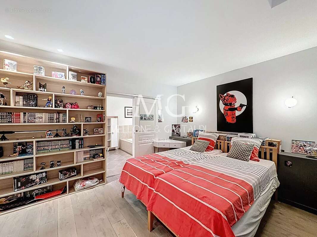 Appartement à LE CANNET