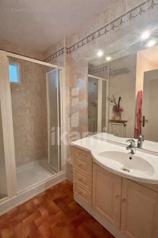Appartement à TOURNON-SUR-RHONE