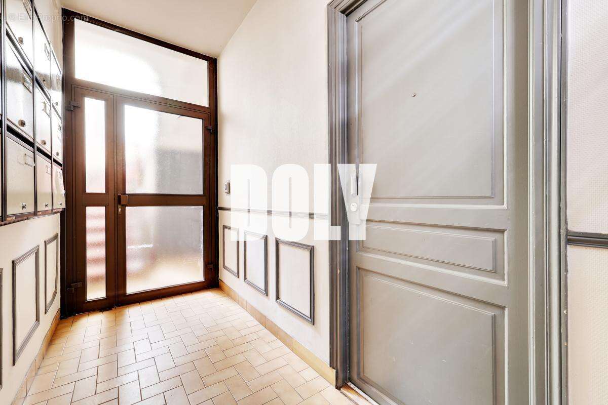 Appartement à SURESNES