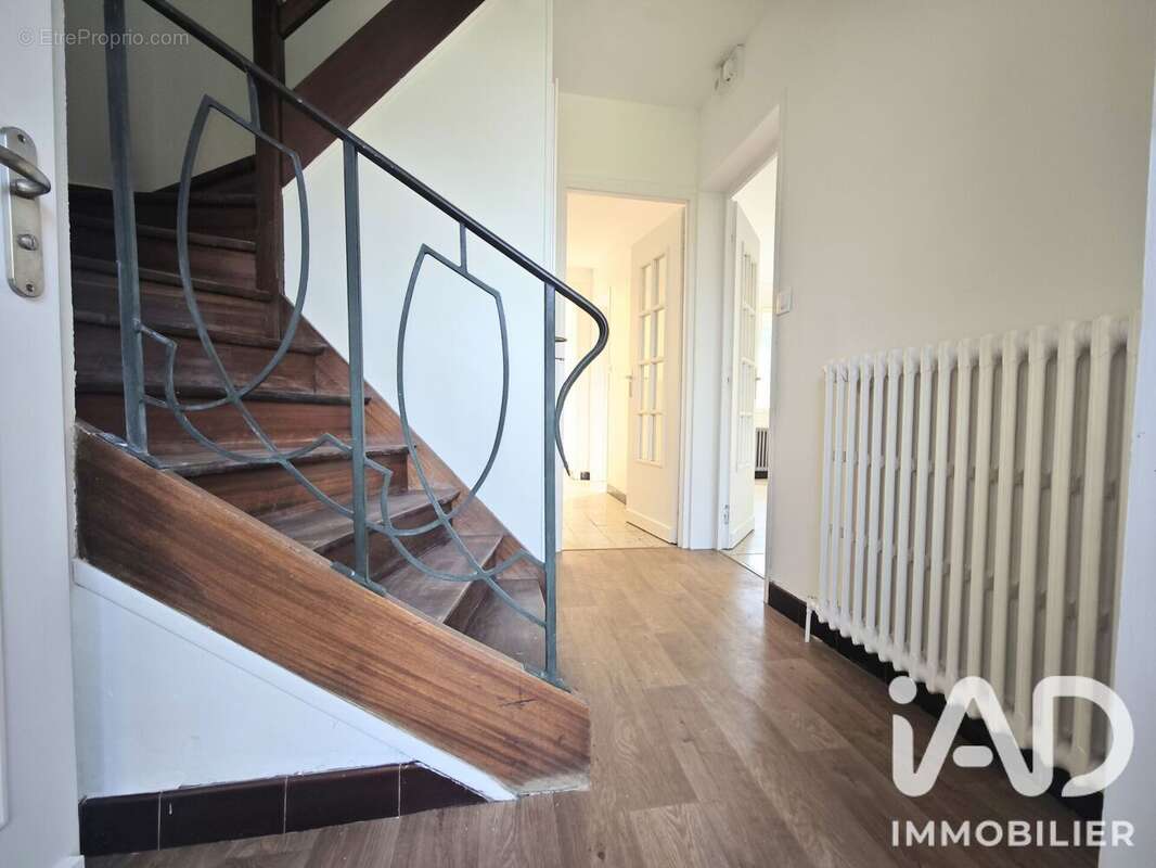 Photo 2 - Maison à AULNOYE-AYMERIES