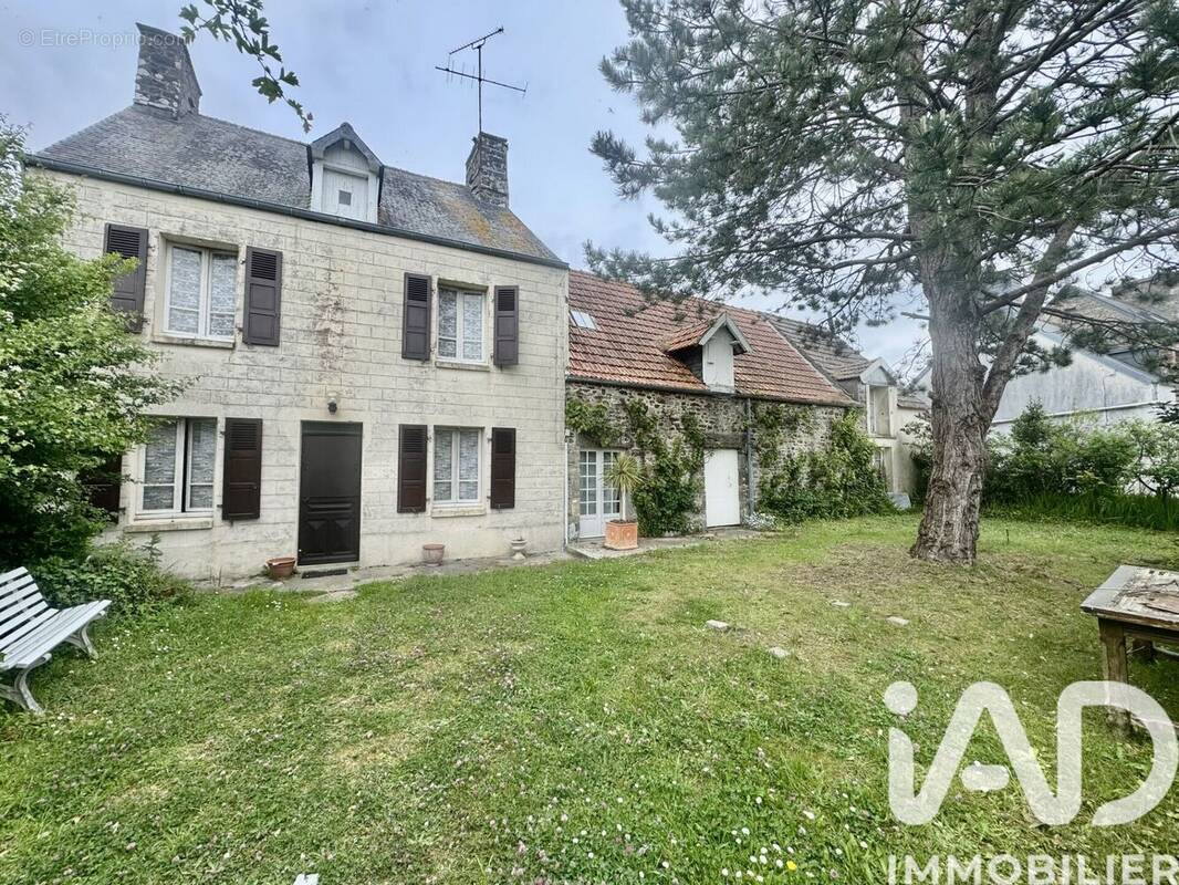 Photo 1 - Maison à BARNEVILLE-CARTERET