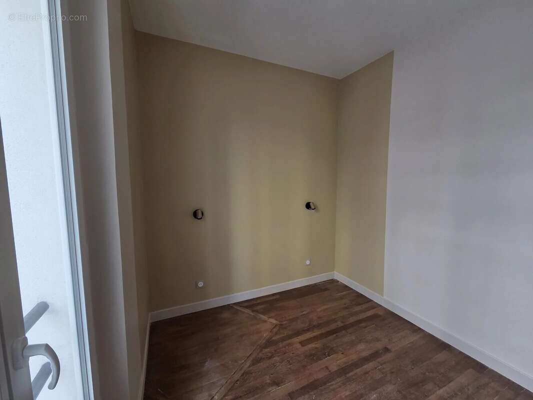 Appartement à LEVALLOIS-PERRET