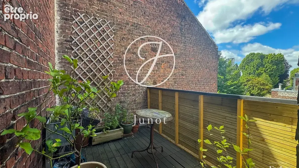 Lille – SAINT-MAURICE – Maison à vendre – 5 pièces – 87m² – 3 chambres – Terrasses – Cave - photo 3