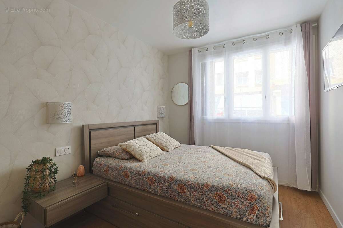 Appartement à VALLAURIS