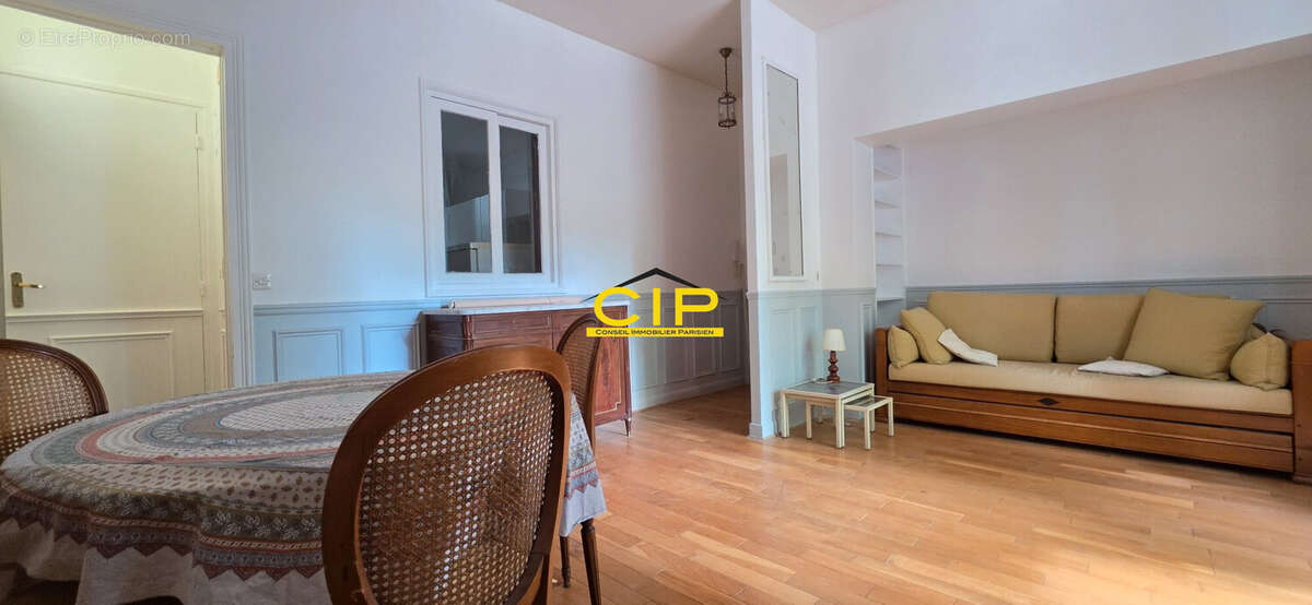 Appartement à PARIS-19E