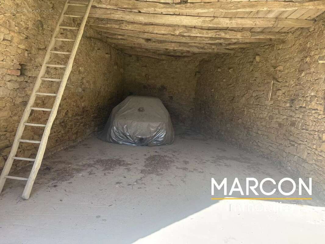 Maison à ARNAC-LA-POSTE