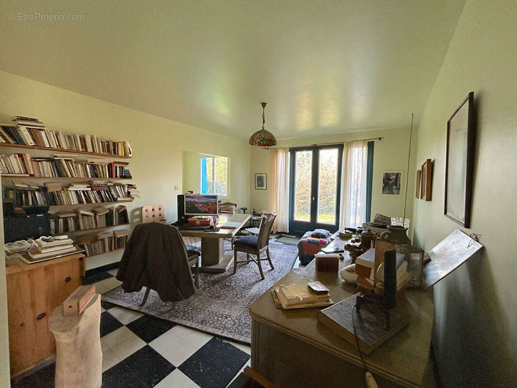 Maison à CORME-ECLUSE