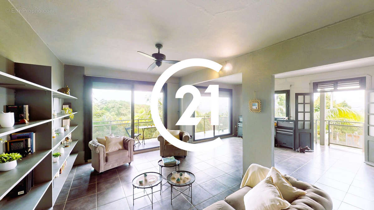 Maison à FORT-DE-FRANCE