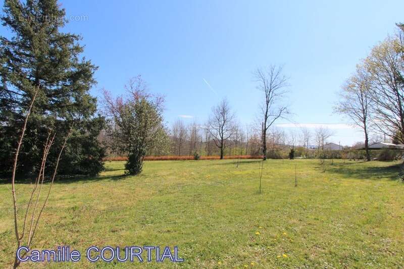 Terrain à VERNOUX-EN-VIVARAIS
