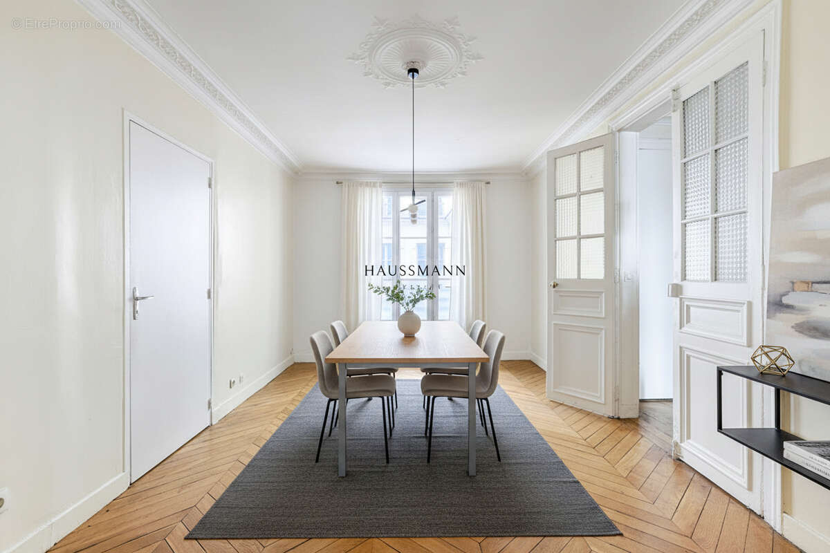 Appartement Paris IXe arrondissement - photo 3