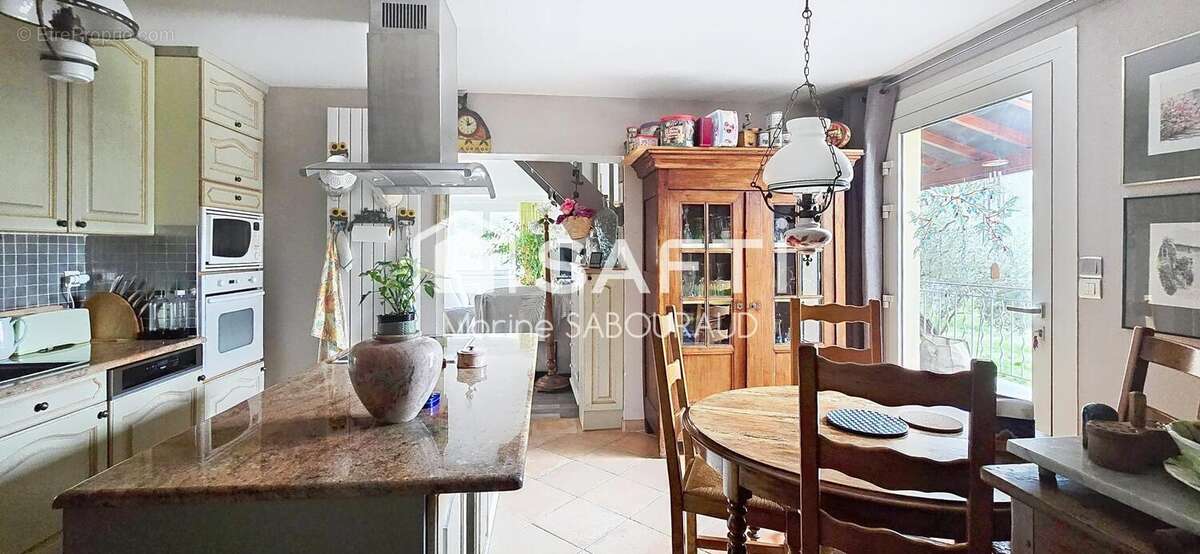 Photo 3 - Maison à ENTRECASTEAUX