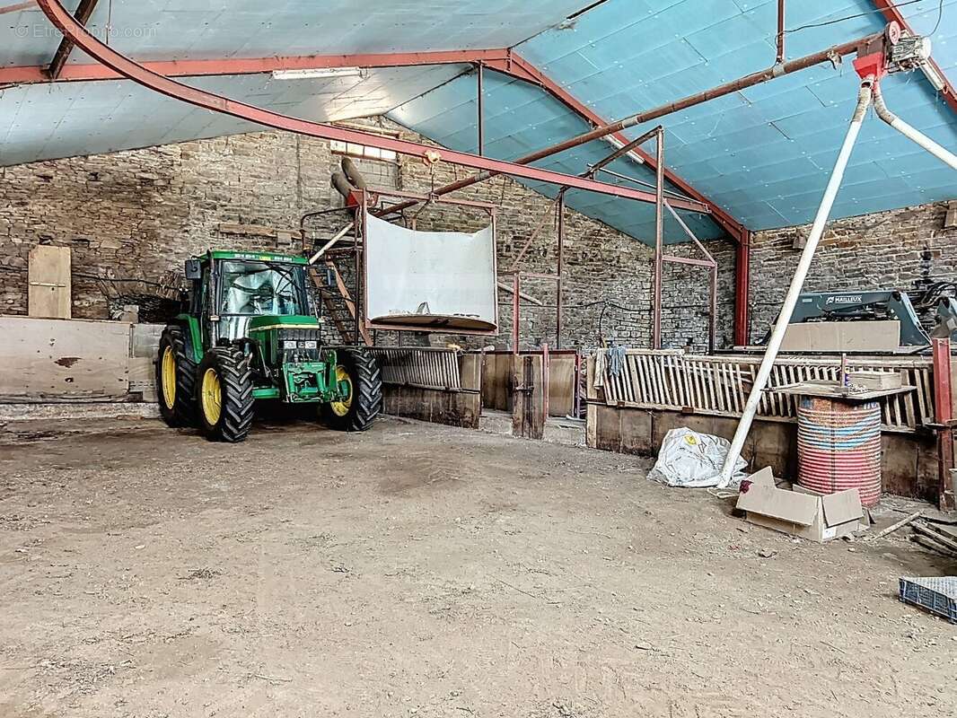 Propriété agricole avec 24 ha d'un seul tenant  Proche Réquista (Aveyron) - photo 13