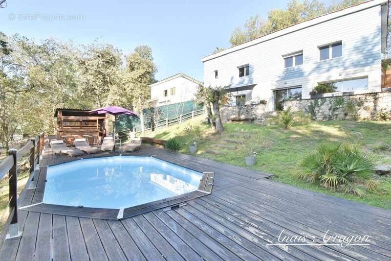 Maison à CONDEZAYGUES