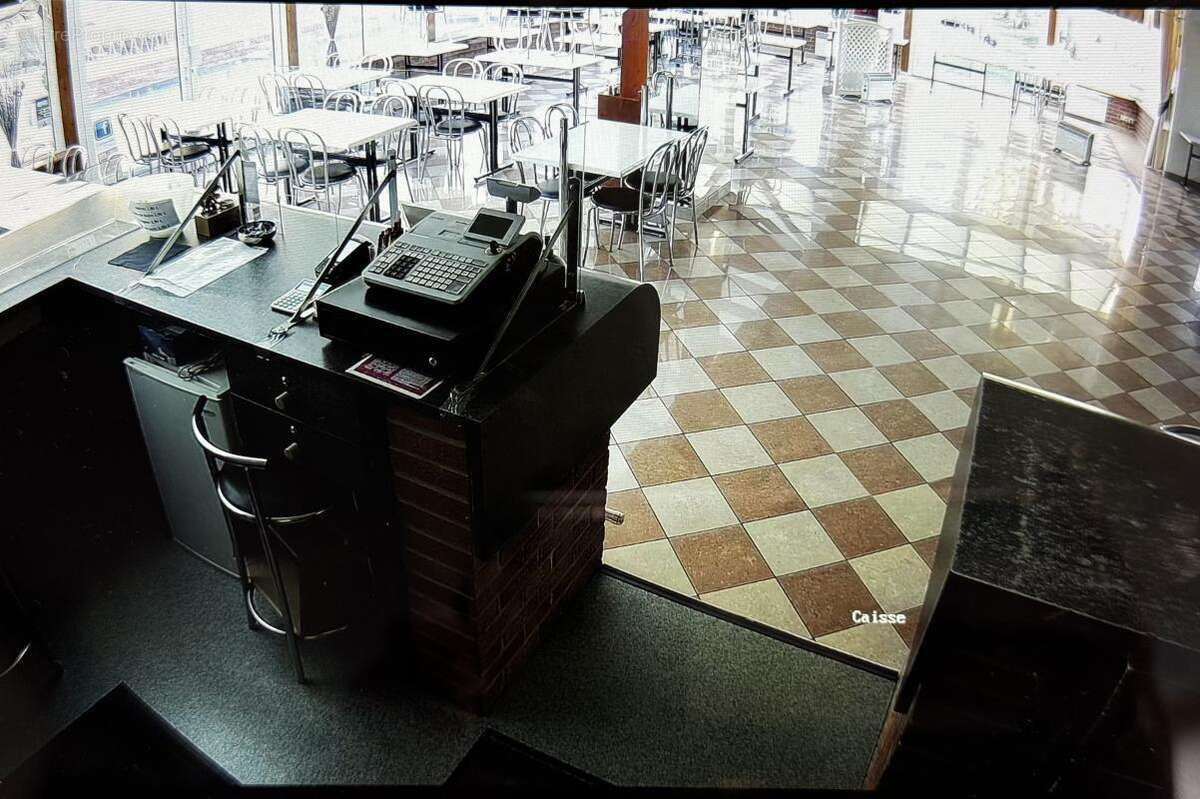 Commerce à ESCAUTPONT