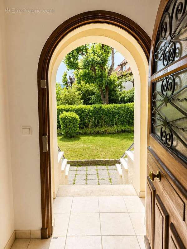 Maison 150 m² à Chambery  - photo 5
