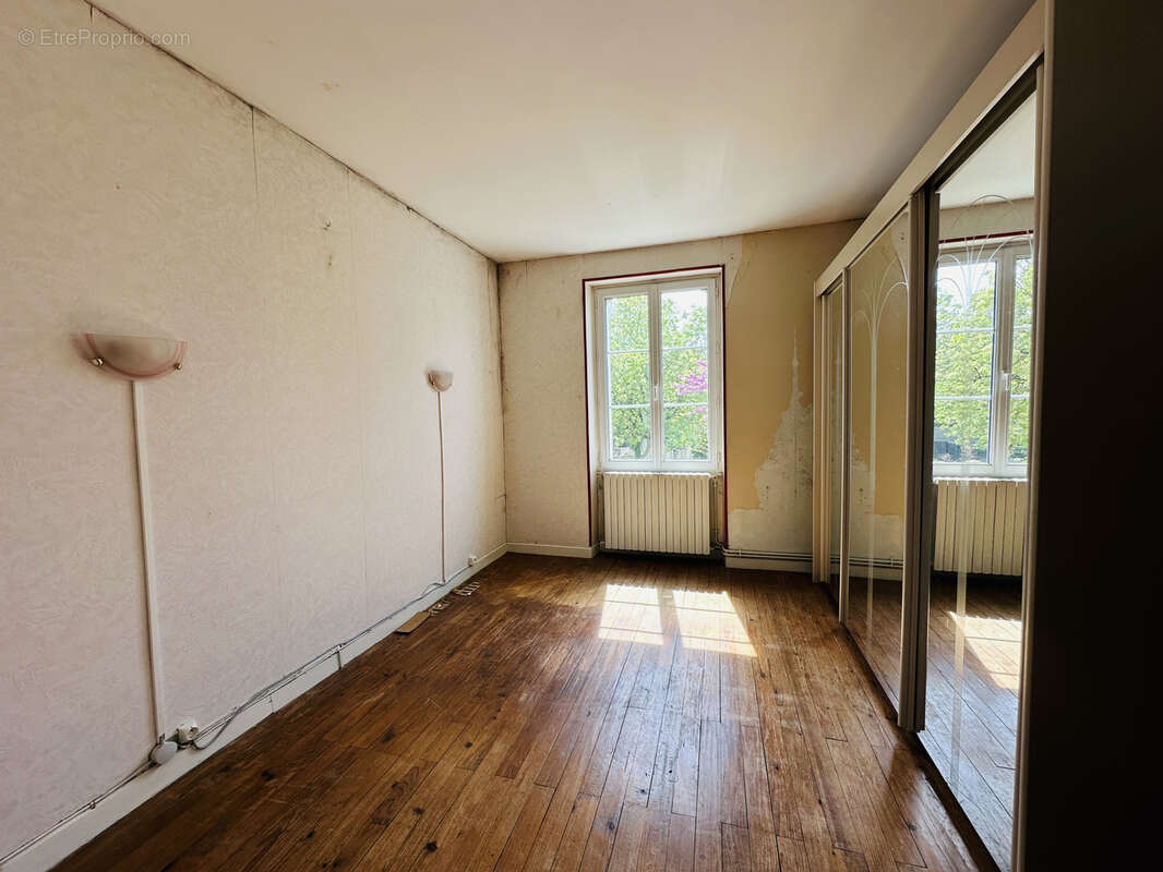 Maison à AMURE