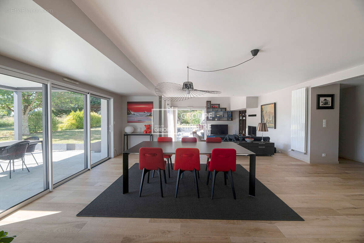 Maison à BRUZ