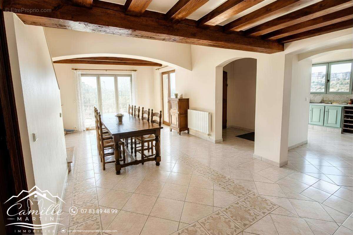 Appartement Saint Raphael 4 pièce(s) 108.16 m2 - photo 5