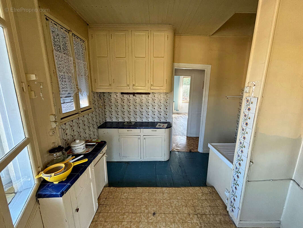 Appartement à SAINT-LEONARD-DE-NOBLAT