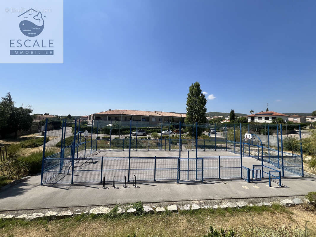 Vente maison vigneronne t5 en r+1 + garage a poussan - photo 11