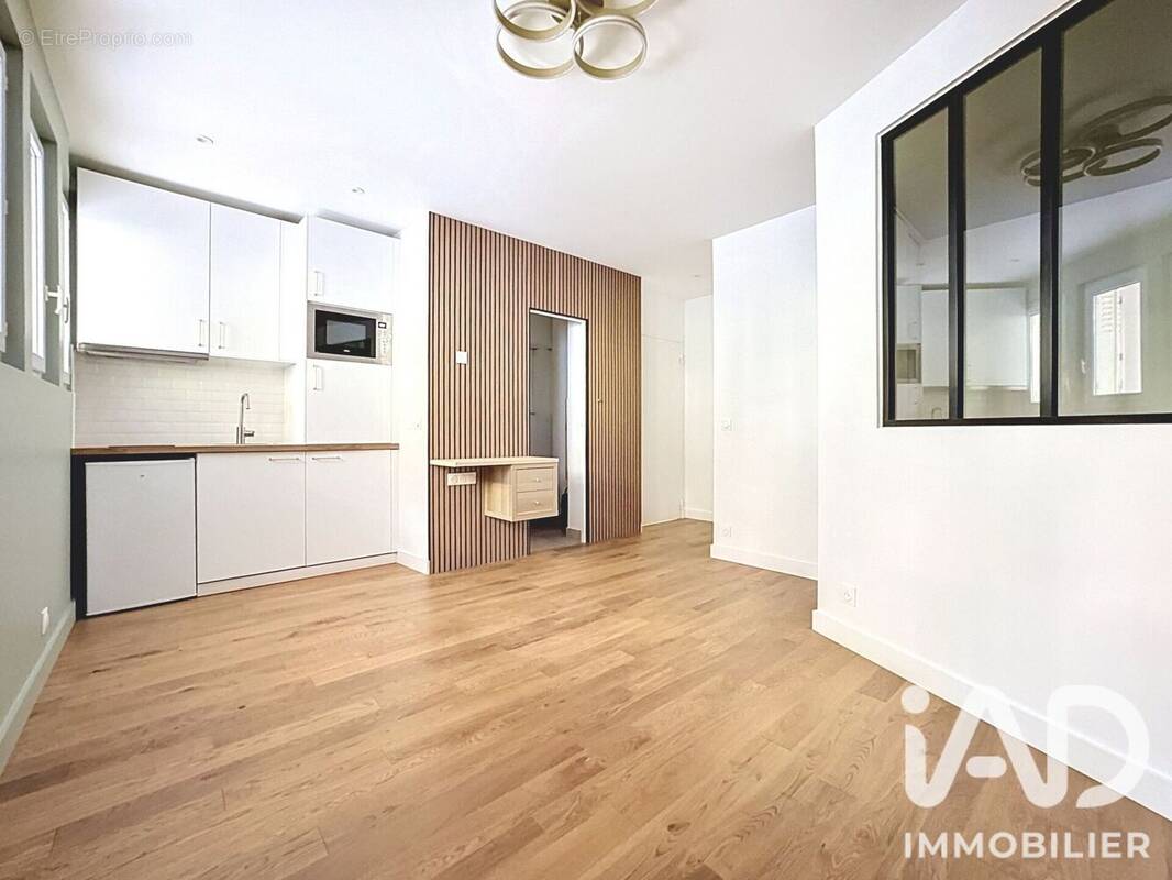 Photo 1 - Appartement à PARIS-16E