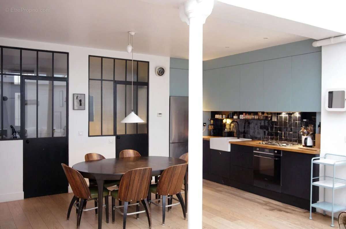 Appartement à PARIS-18E