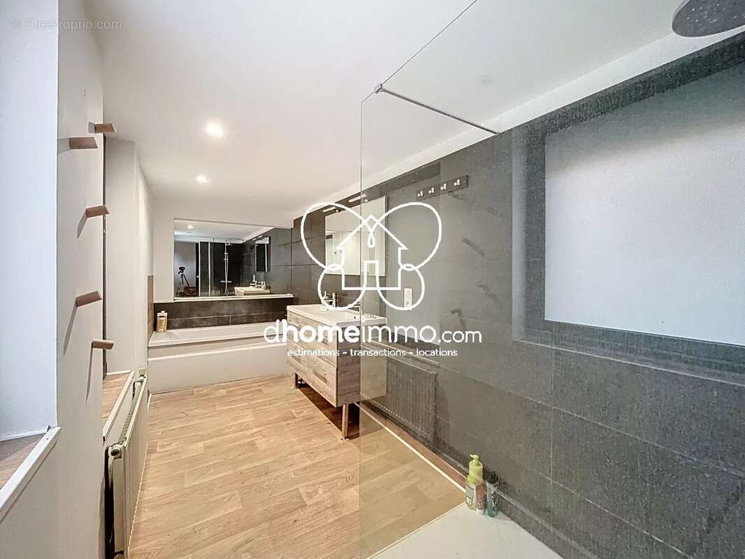 Maison à ROOST-WARENDIN