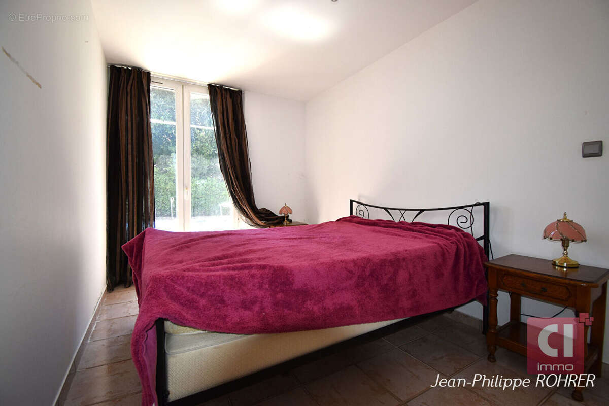 Maison à SAINTE-ANASTASIE-SUR-ISSOLE